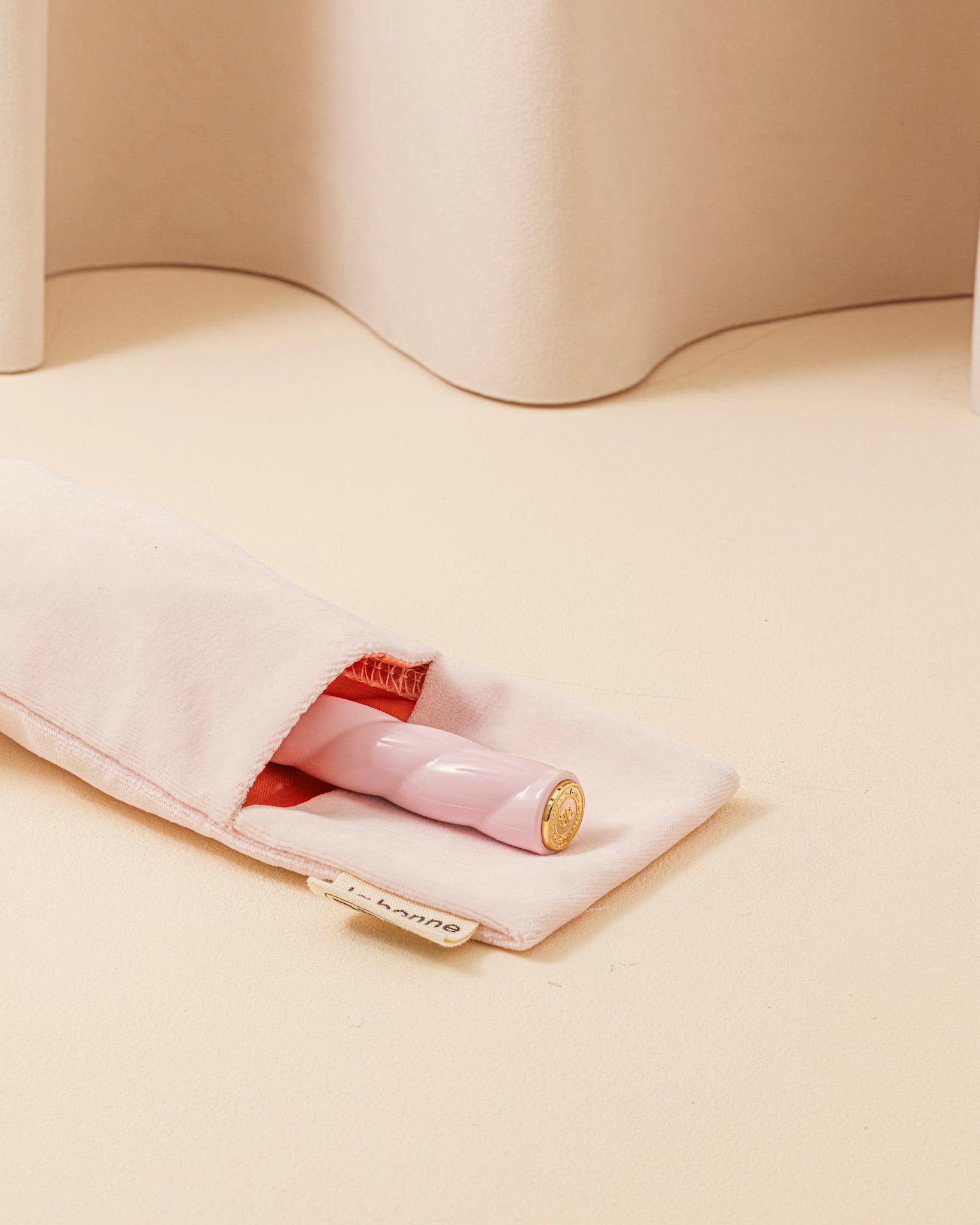 la-bonne-brosse-pochette-brosse-b-b-rose-lilas image 3