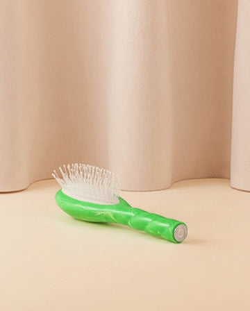 la-bonne-brosse-n-04-la-miracle-petite-brosse-d-m-lante-massante-roseanna-tie-dy image 5