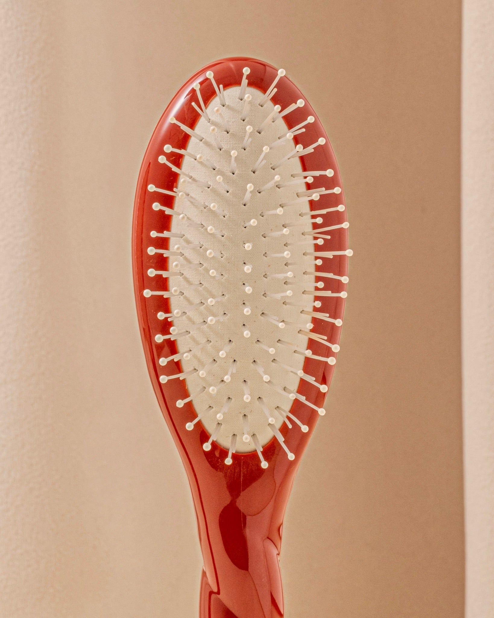 la-bonne-brosse-n-04-la-petite-brosse-d-m-lante-massante-la-miracle-terre-battue image 4