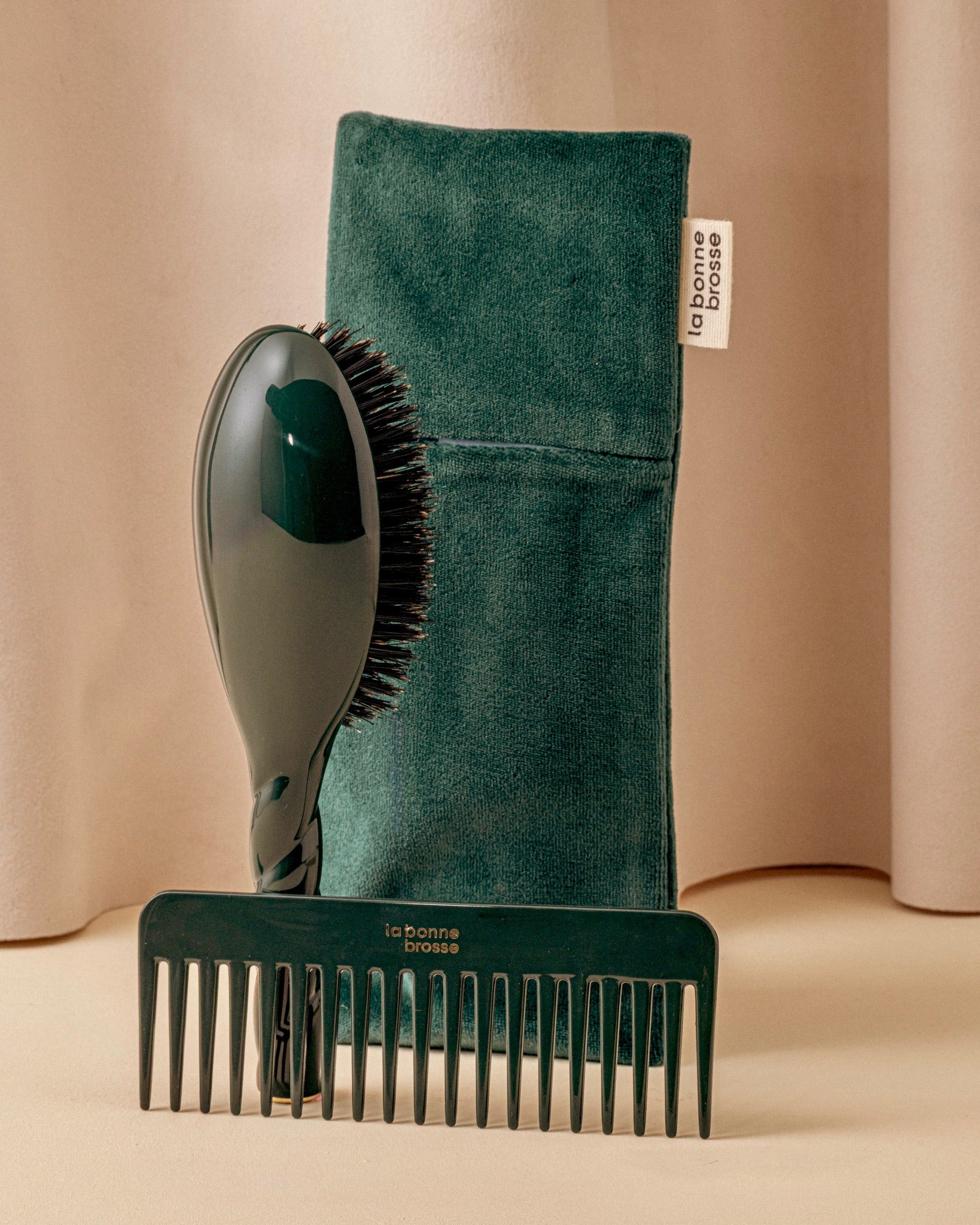 la-bonne-brosse-la-pochette-grande-brosse-vert-meraude image 3