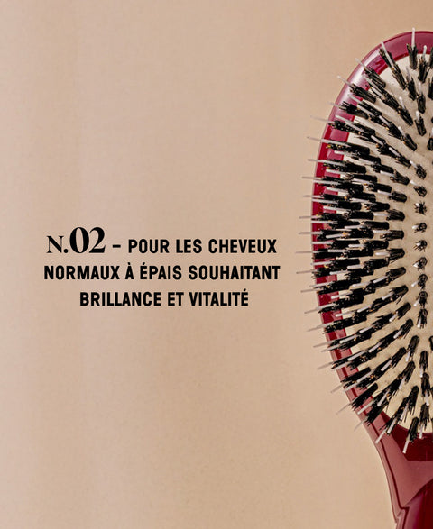 la-bonne-brosse-n-02-la-brosse-d-m-lante-soin-l-indispensable-rouge-cerise-grand image 7