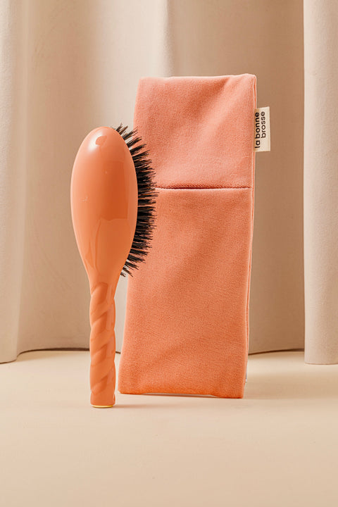 la-bonne-brosse-la-pochette-grande-brosse-corail image 2