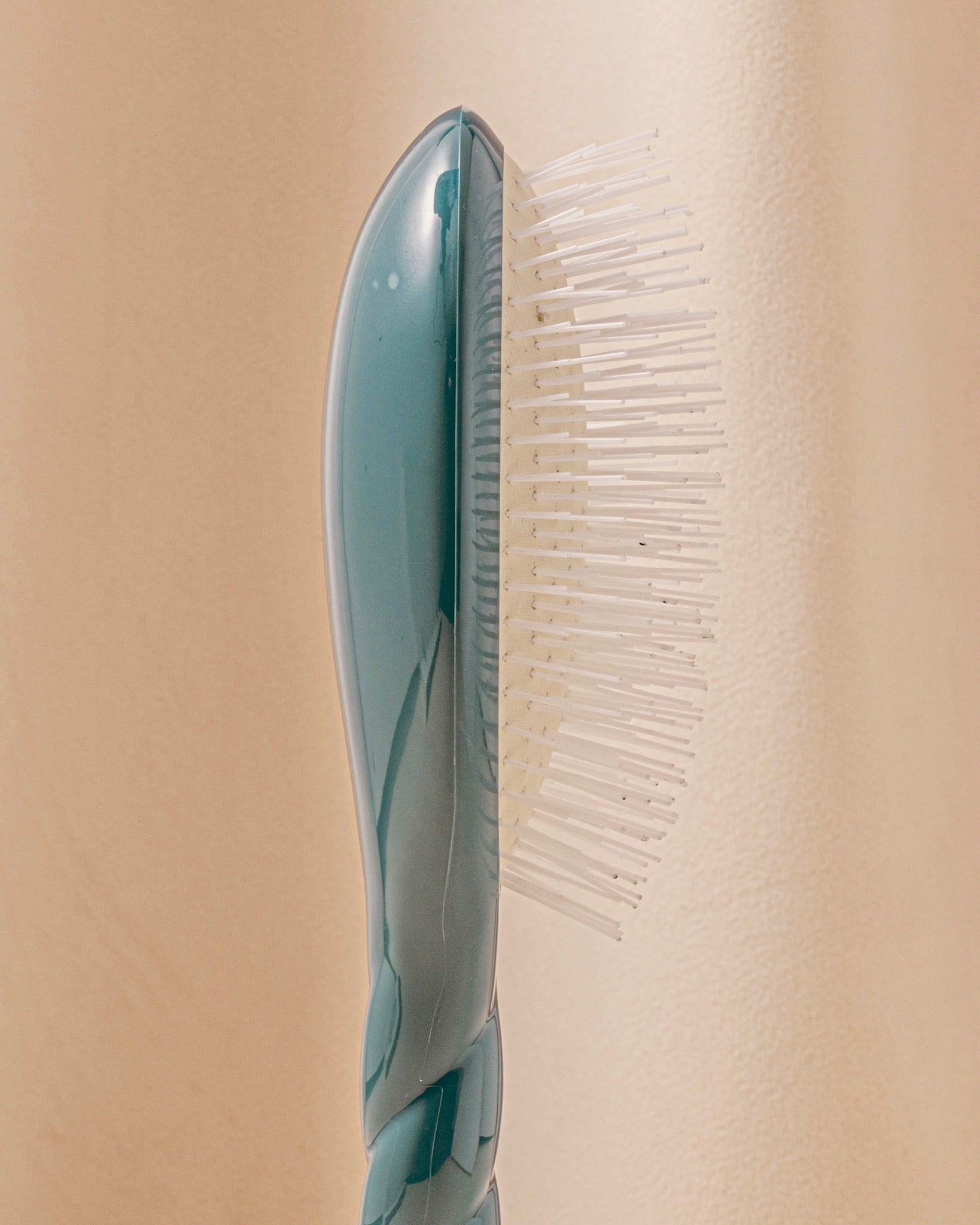 la-bonne-brosse-n-07-l-intense-brosse-d-m-lante-stimulante-grande-bleu-encre image 3