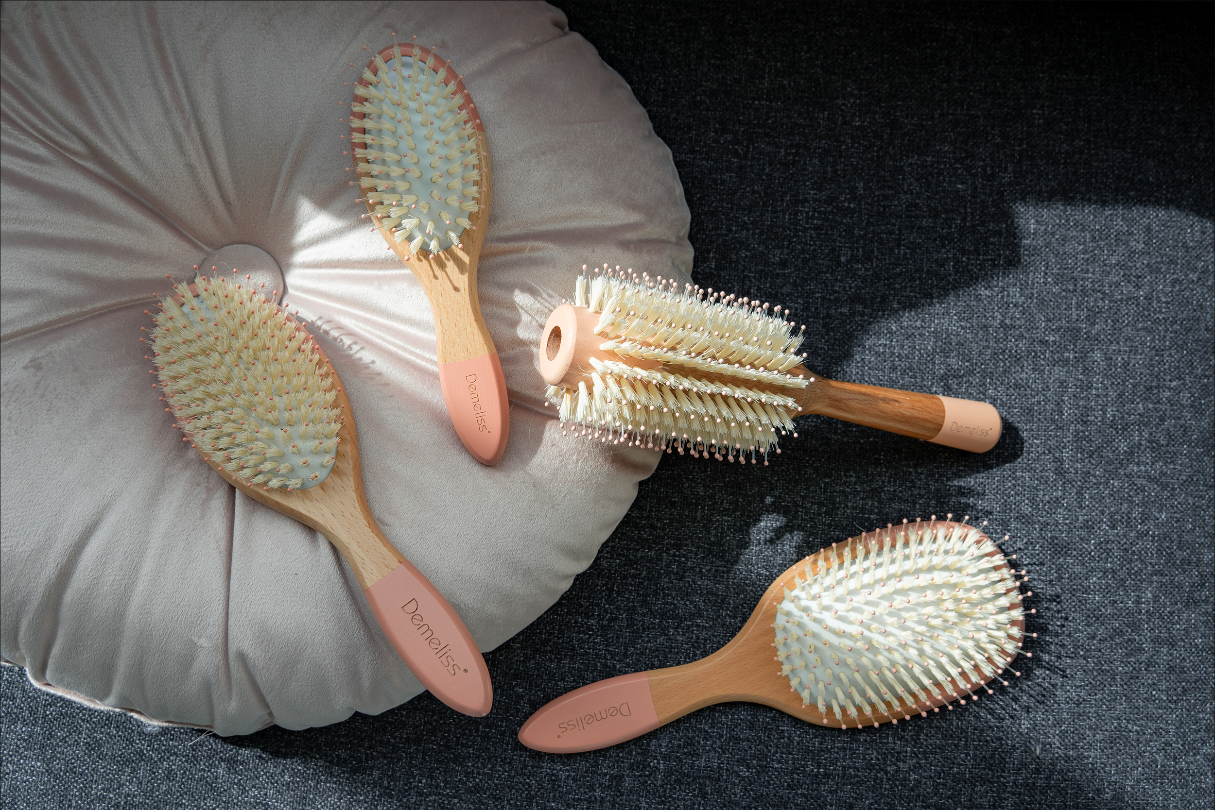 demeliss-paris-beauty-deep-smooth-brosse-paddle-d-m-lage-facile image 2