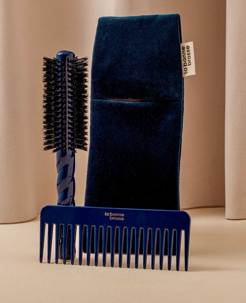 la-bonne-brosse-pochette-brosse-ronde-bleu-myrtille image 3