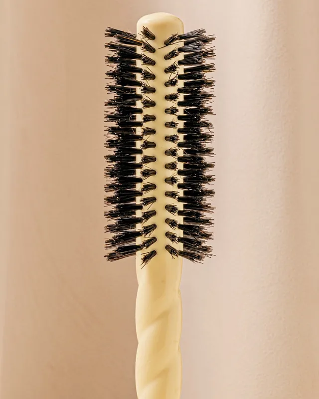 la-bonne-brosse-n-05-la-brosse-ronde-brushing-volume-style-ivoire-cair image 1