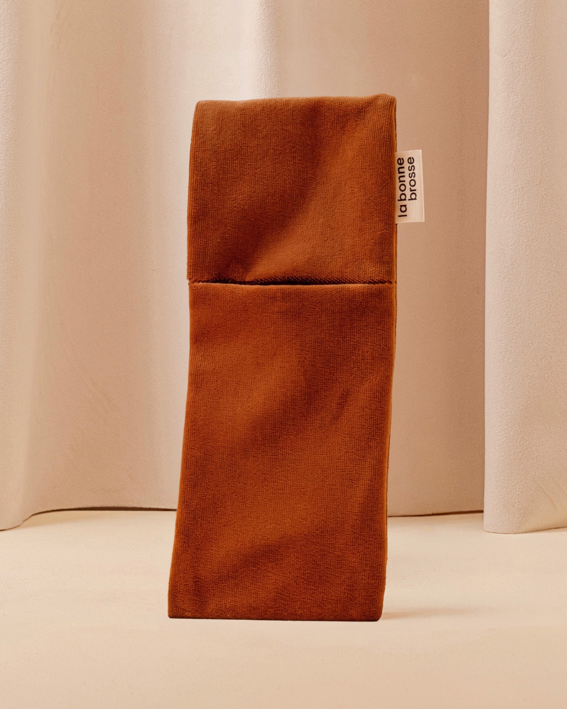la-bonne-brosse-la-pochette-grande-brosse-terracotta image 1