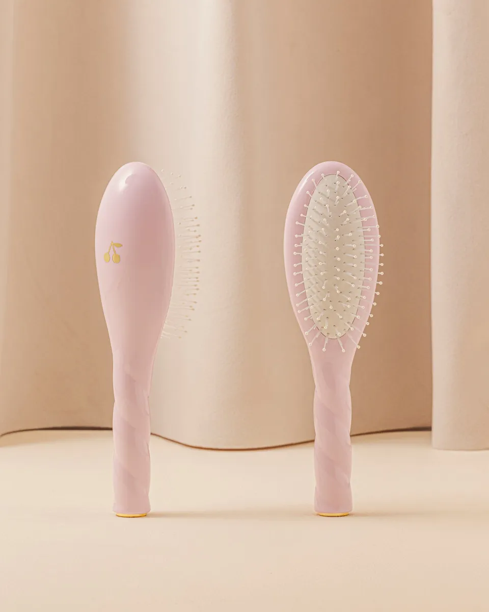 bonpoint-x-la-bonne-brosse-n-04-la-petite-brosse-enfant-rose-lilas-et-pochon-off image 1