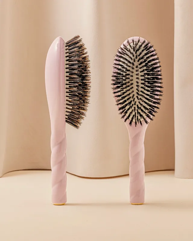 la-bonne-brosse-n-01-la-brosse-brillance-soin-l-universelle-rose-lilas image 1