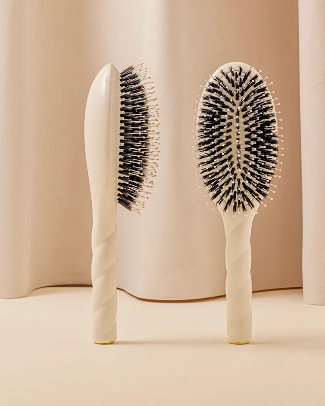 la-bonne-brosse-n-03-cuir-chevelu-sensible-l-indispensable-douceur-blanc-cr-me-g image 1