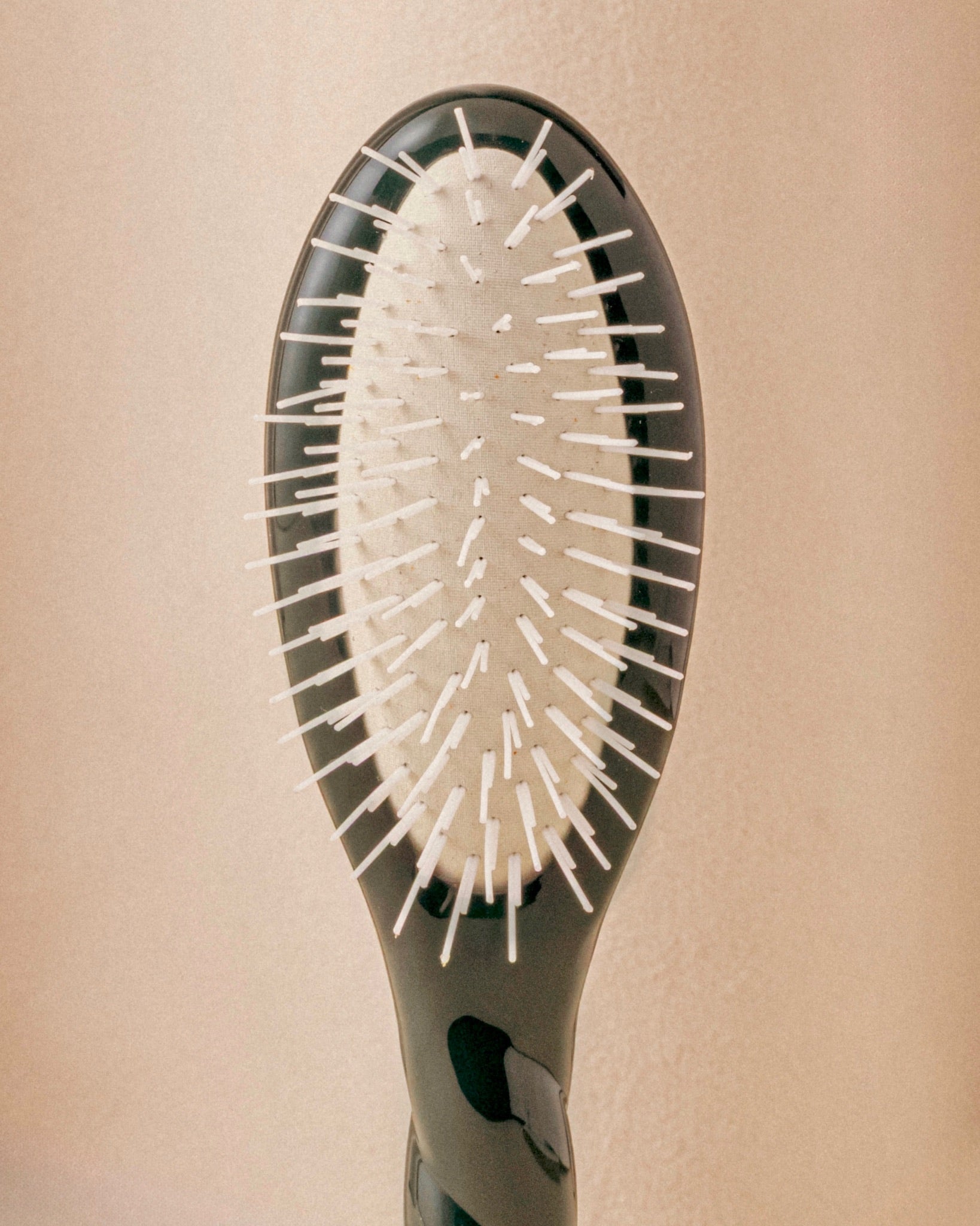 la-bonne-brosse-n-07-l-intense-brosse-d-m-lante-stimulante-petite-vert-emeraude image 4
