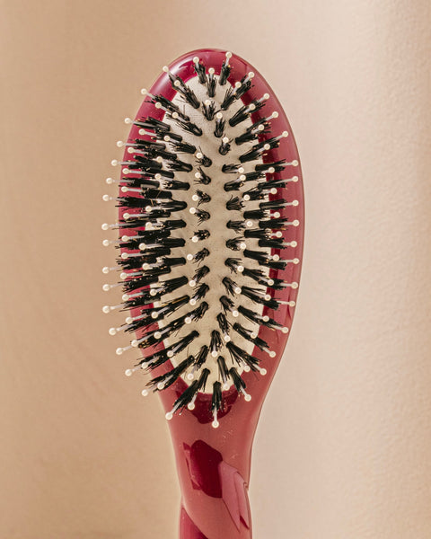 la-bonne-brosse-n-03-l-indispensable-douceur-petite-brosse-cuir-chevelu-sensible-7 image 4