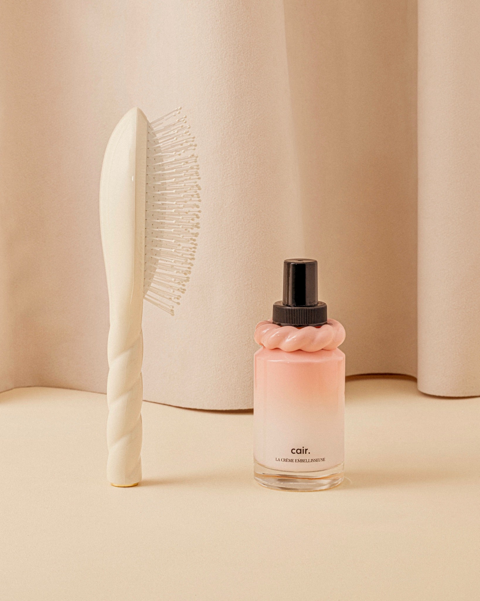 la-bonne-brosse-duo-hydratation-cair-cr-me-de-jour-embellisseuse-brosse-n-04 image 1