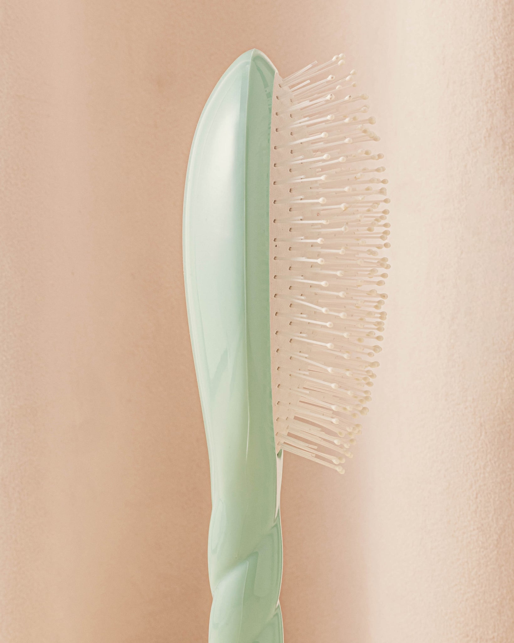 la-bonne-brosse-n-04-la-miracle-brosse-d-m-lante-massante-grande-bleu-lagon-diti image 3