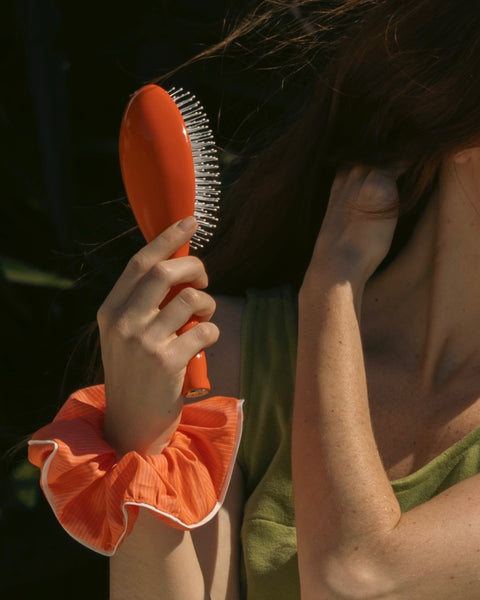 la-bonne-brosse-grand-chouchou-seventies-orange-coton-gots image 3