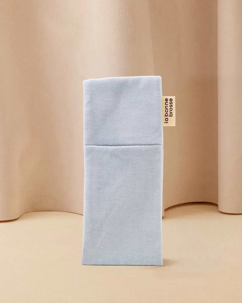 la-bonne-brosse-pochette-petite-brosse-bleu-ciel image 1