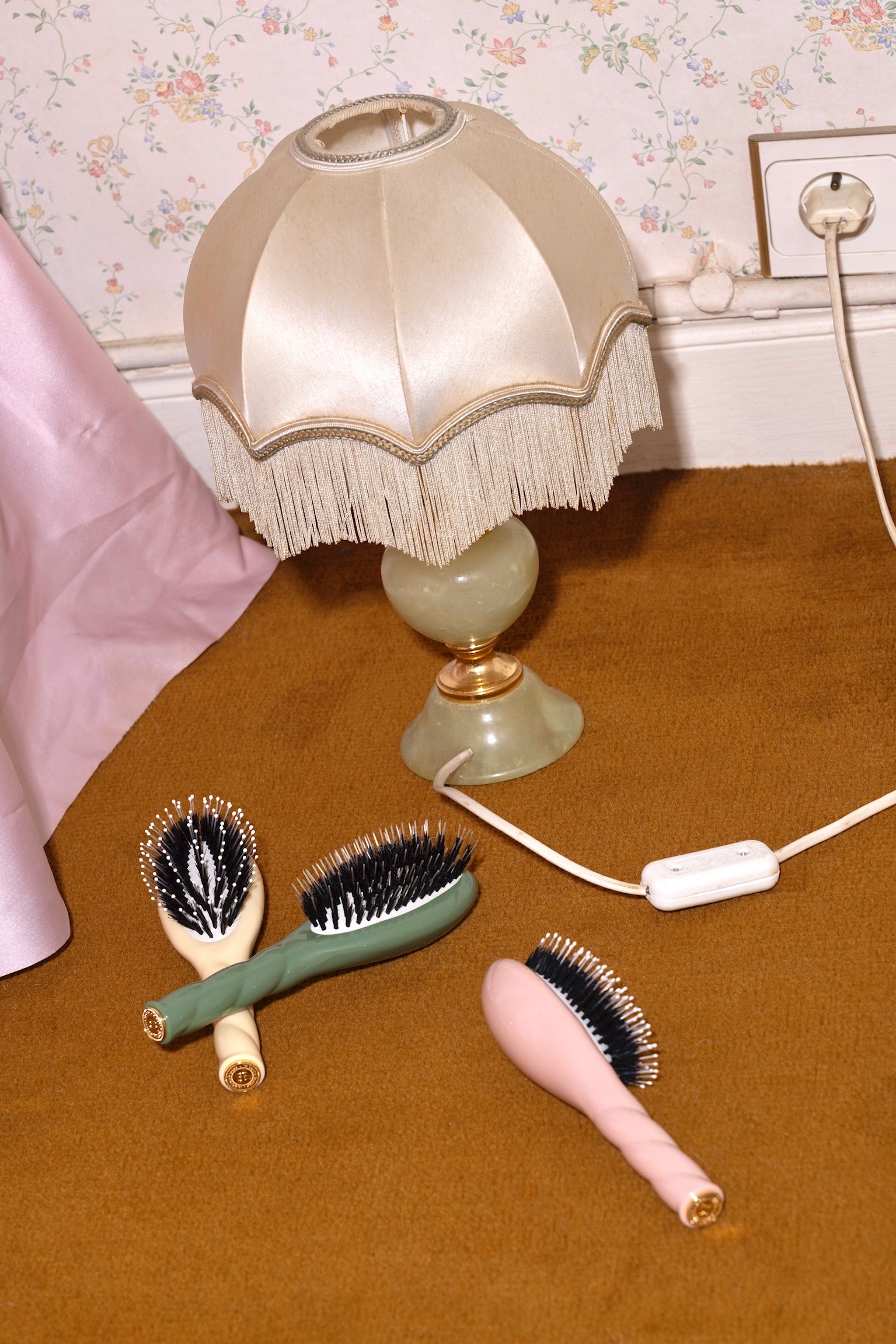 la-bonne-brosse-n-03-l-indispensable-douceur-petite-brosse-cuir-chevelu-sensible-6 image 2