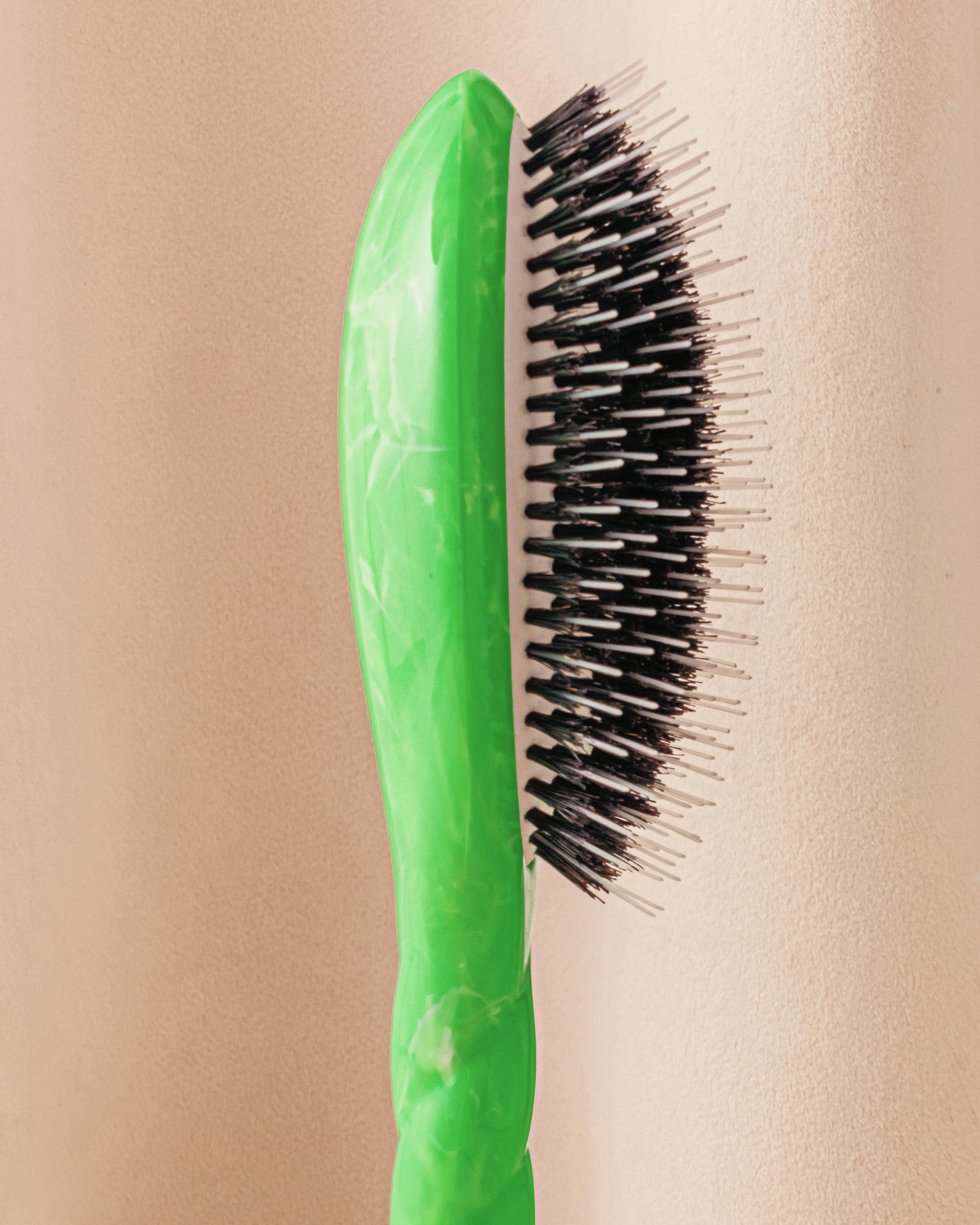 roseanna-x-la-bonne-brosse-n-02-la-brosse-d-m-lante-soin-l-indispensable-tie-dye image 3