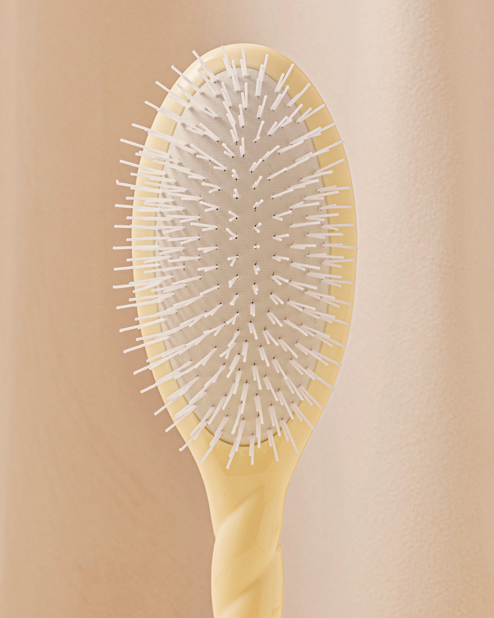 la-bonne-brosse-n-07-l-intense-brosse-d-m-lante-stimulante-ivoire-cair image 4