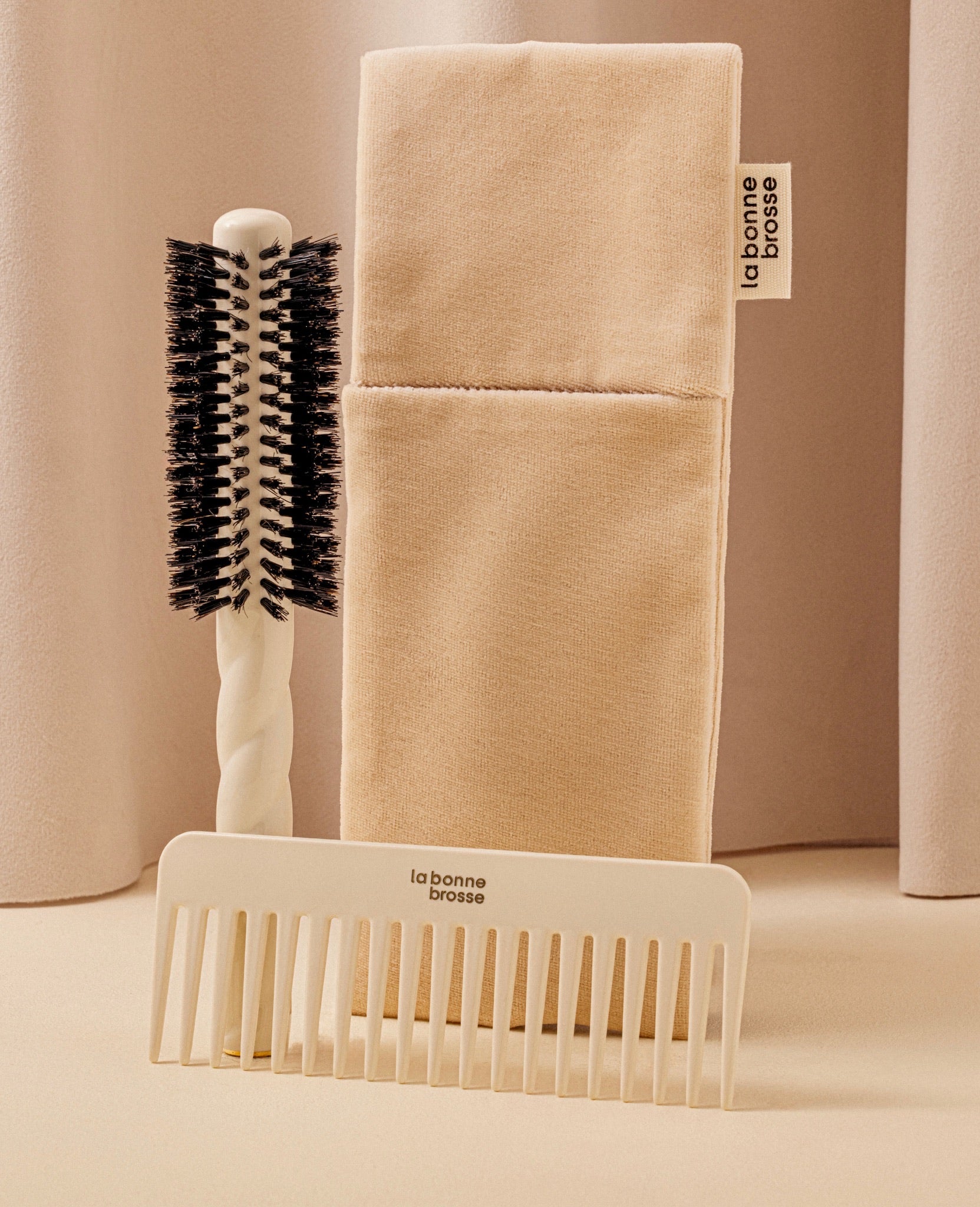 la-bonne-brosse-la-pochette-brosse-ronde-blanc-cr-me image 3
