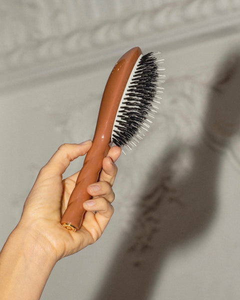 la-bonne-brosse-n-02-la-brosse-d-m-lante-soin-l-indispensable-terracotta image 3