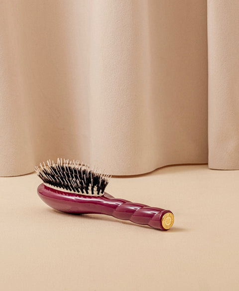la-bonne-brosse-n-02-la-petite-brosse-d-m-lante-soin-l-indispensable-rouge-ceris image 6