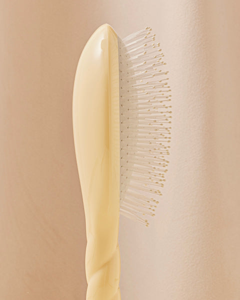 la-bonne-brosse-n-04-la-brosse-d-m-lante-massante-la-miracle-ivoire-cair image 3