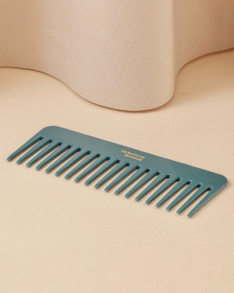 la-bonne-brosse-le-peigne-large-d-m-lant-en-ac-tate-bleu-encre-160x60x3-mm image 2