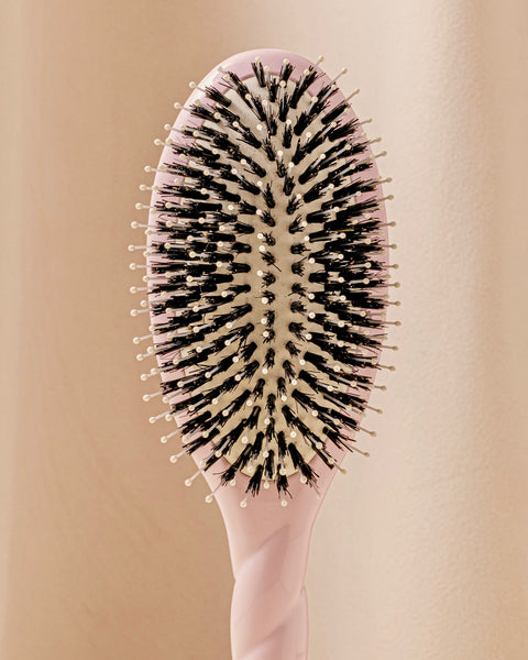 la-bonne-brosse-n-03-la-brosse-cuir-chevelu-sensible-l-indispensable-douceur-ros-3 image 4