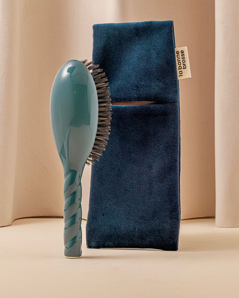 la-bonne-brosse-la-pochette-grande-brosse-bleu-nuit image 2