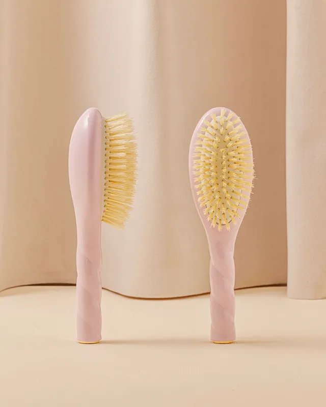 la-bonne-brosse-n-06-ma-premi-re-brosse-b-b-rose-lilas image 1