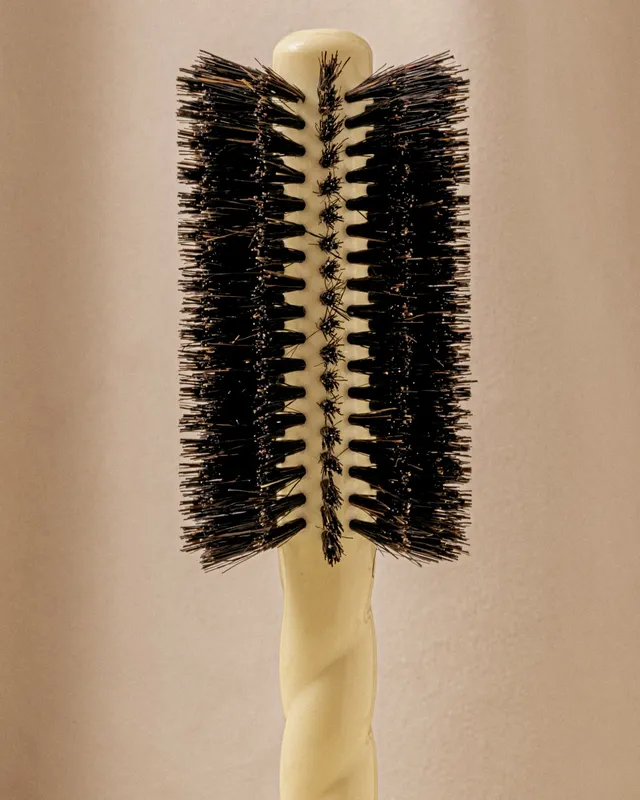 la-bonne-brosse-n-08-la-brosse-ronde-brushing-longueur-mouvement-ivoire image 1