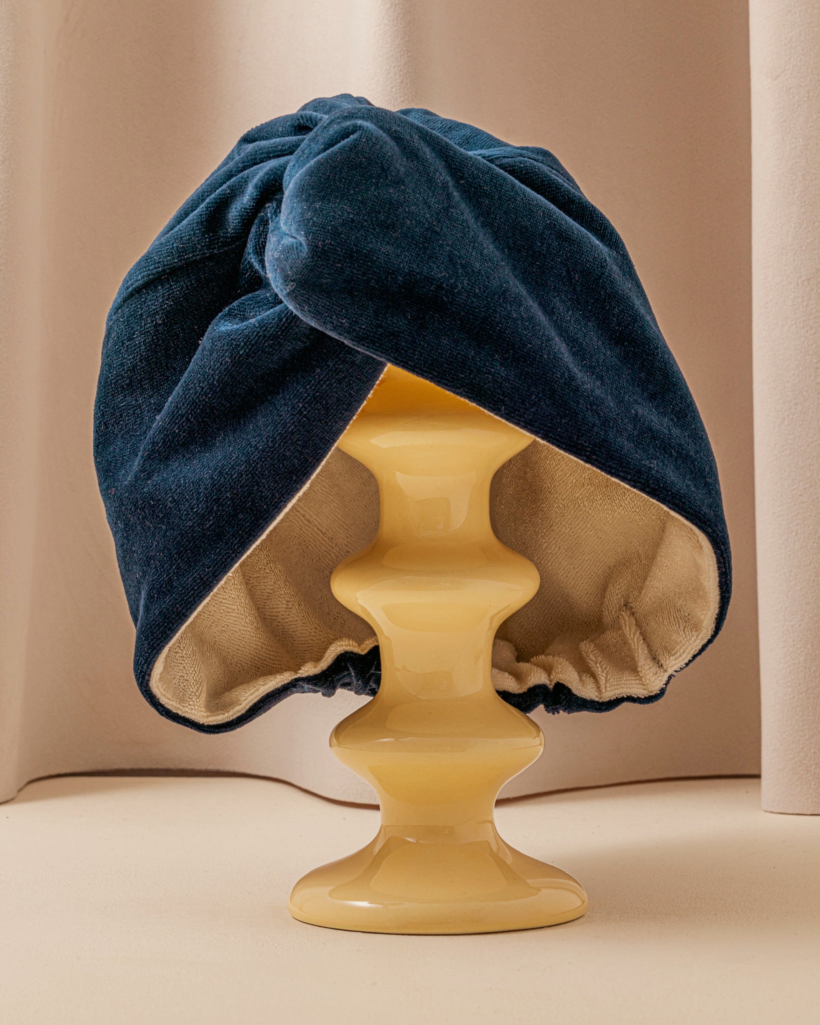 la-bonne-brosse-le-turban-turban-cheveux-velours-bio-bleu-lagon image 4