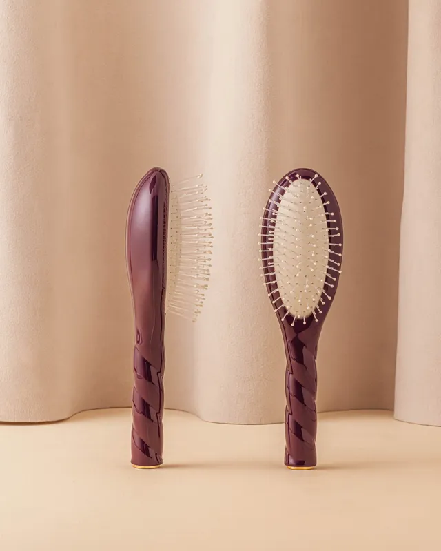 la-bonne-brosse-n-04-la-miracle-petite-brosse-d-m-lante-massante-aubergine-ditio image 1