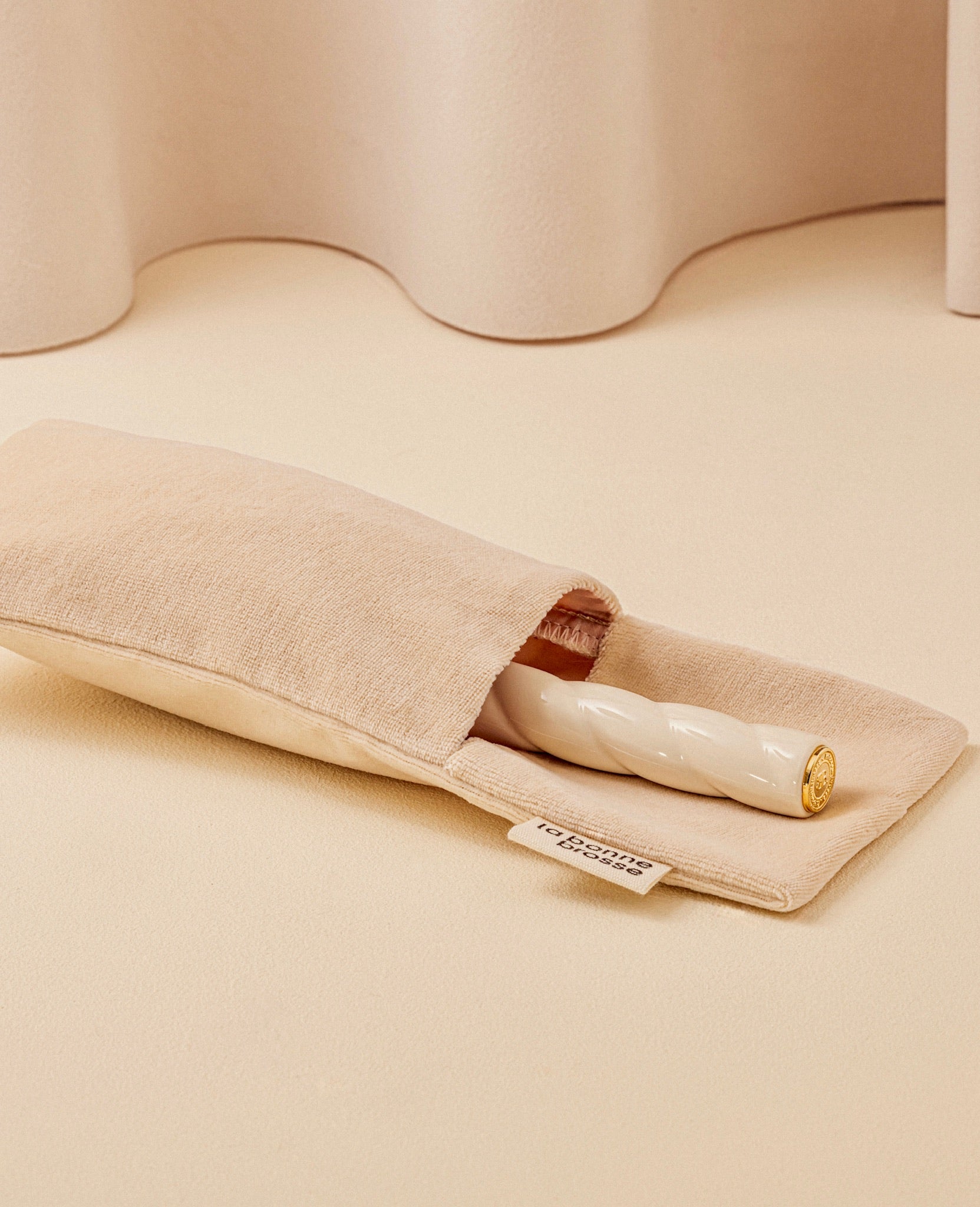 la-bonne-brosse-n-04-la-brosse-d-m-lante-massante-la-miracle-blanc-cr-me-vegan image 5