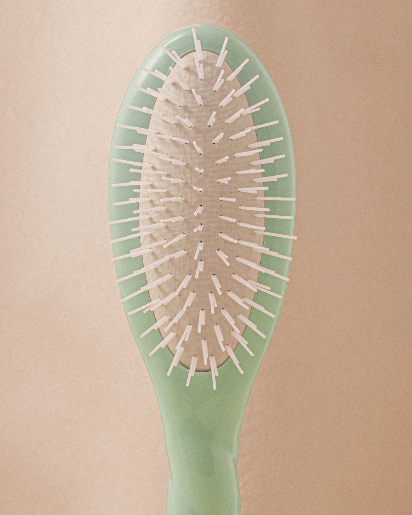 la-bonne-brosse-n-07-l-intense-petite-brosse-d-m-lante-stimulante-dition-limit-e image 4