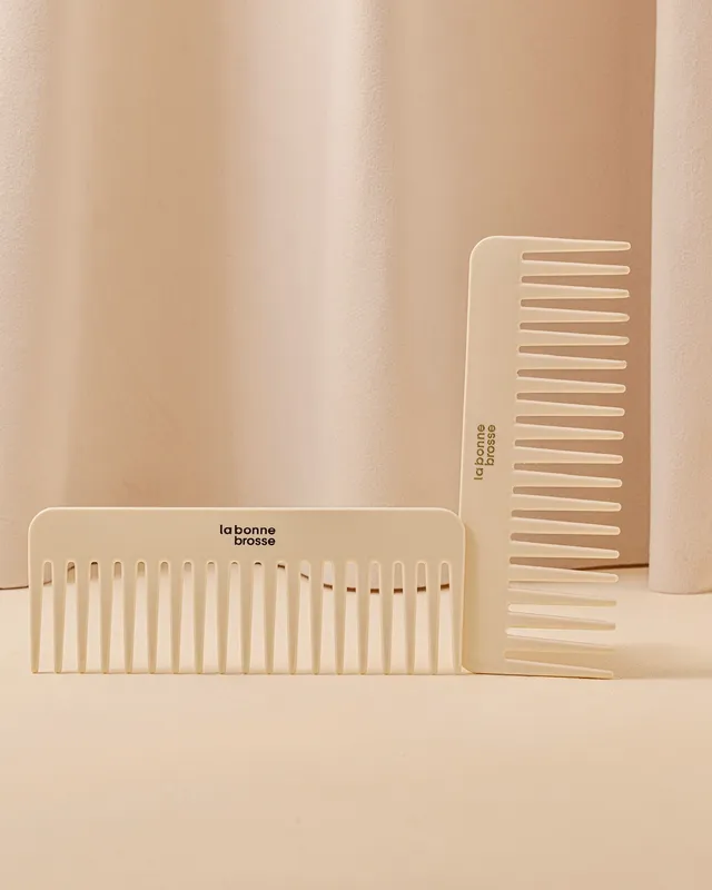 la-bonne-brosse-peigne-large-d-m-lant-en-ac-tate-blanc-cr-me-160x60x3-mm image 1
