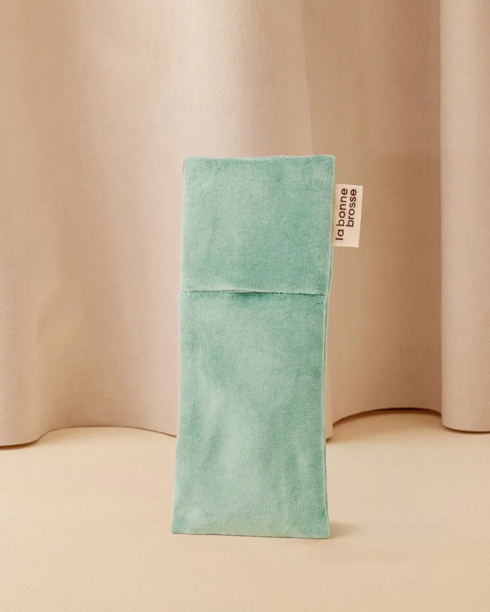 la-bonne-brosse-pochette-petite-brosse-bleu-lagon-tui-velours-et-satin image 1