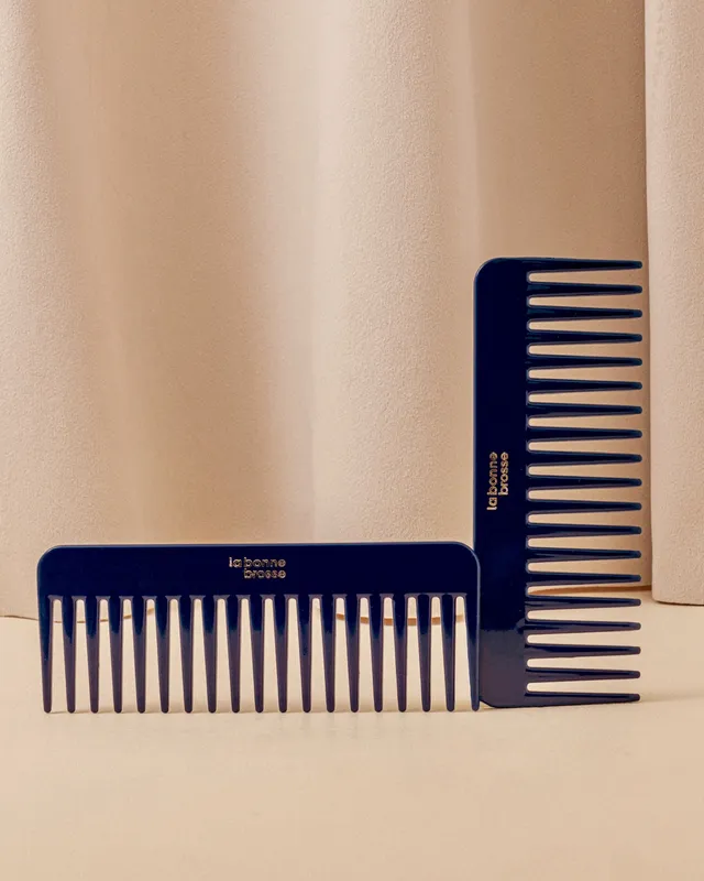 la-bonne-brosse-le-peigne-large-d-m-lant-en-ac-tate-bleu-myrtille image 1