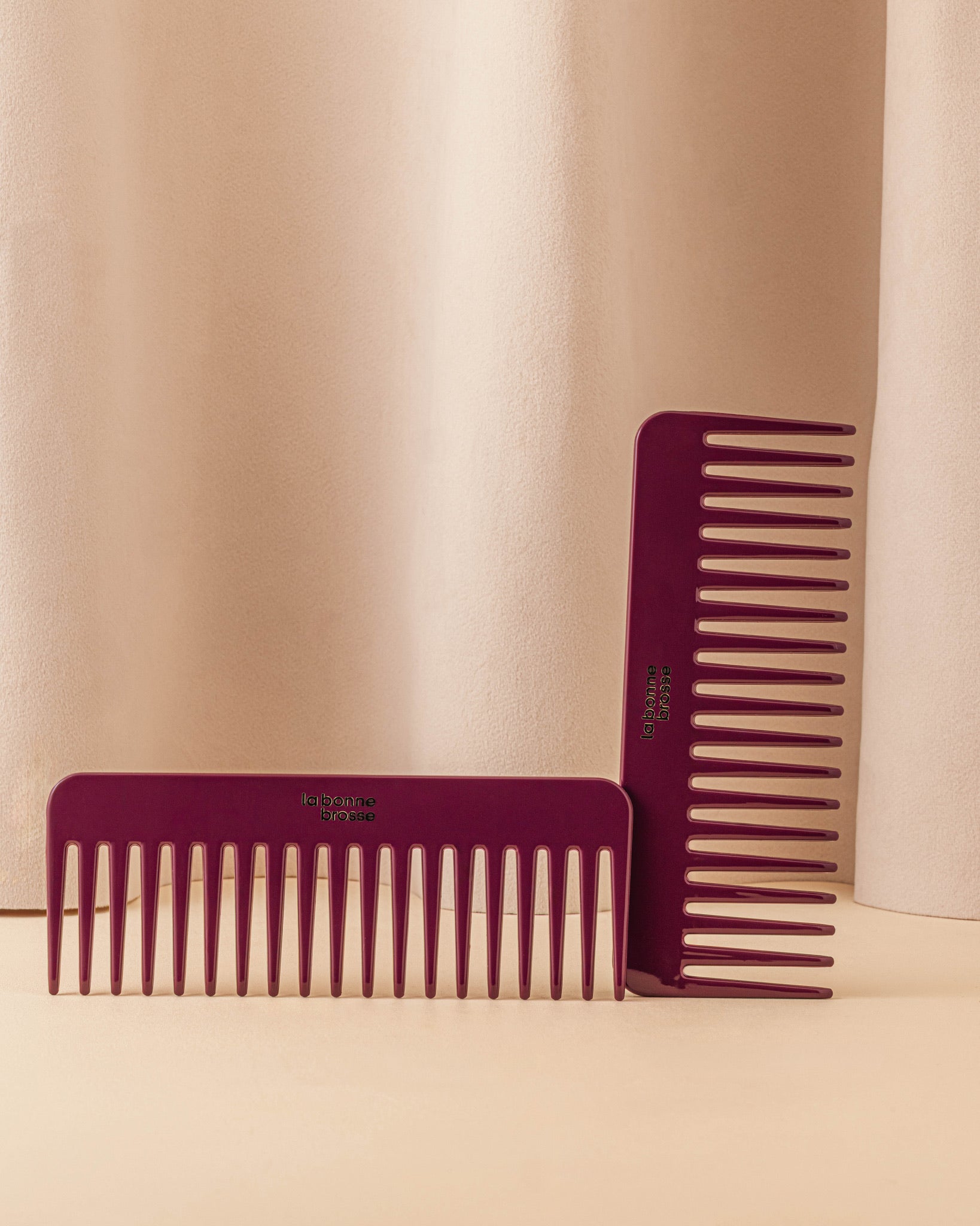 la-bonne-brosse-le-peigne-large-d-m-lant-en-ac-tate-aubergine image 1