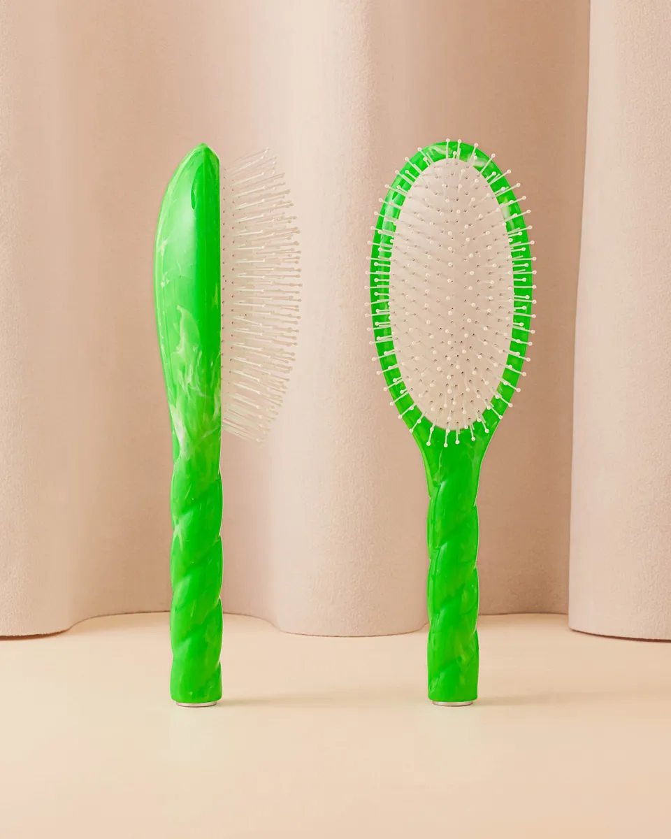 roseanna-x-la-bonne-brosse-n-04-la-brosse-d-m-lante-massante-la-miracle-tie-dye- image 1