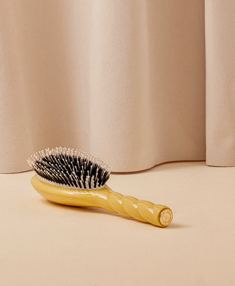 la-bonne-brosse-n-03-la-brosse-cuir-chevelu-sensible-l-indispensable-douceur-jau image 5