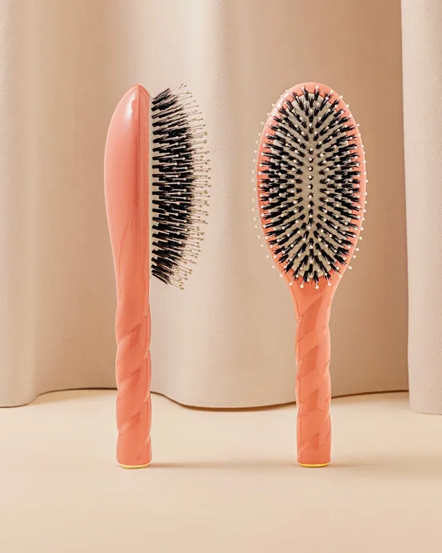 la-bonne-brosse-n-03-la-brosse-cuir-chevelu-sensible-l-indispensable-douceur-cor image 1