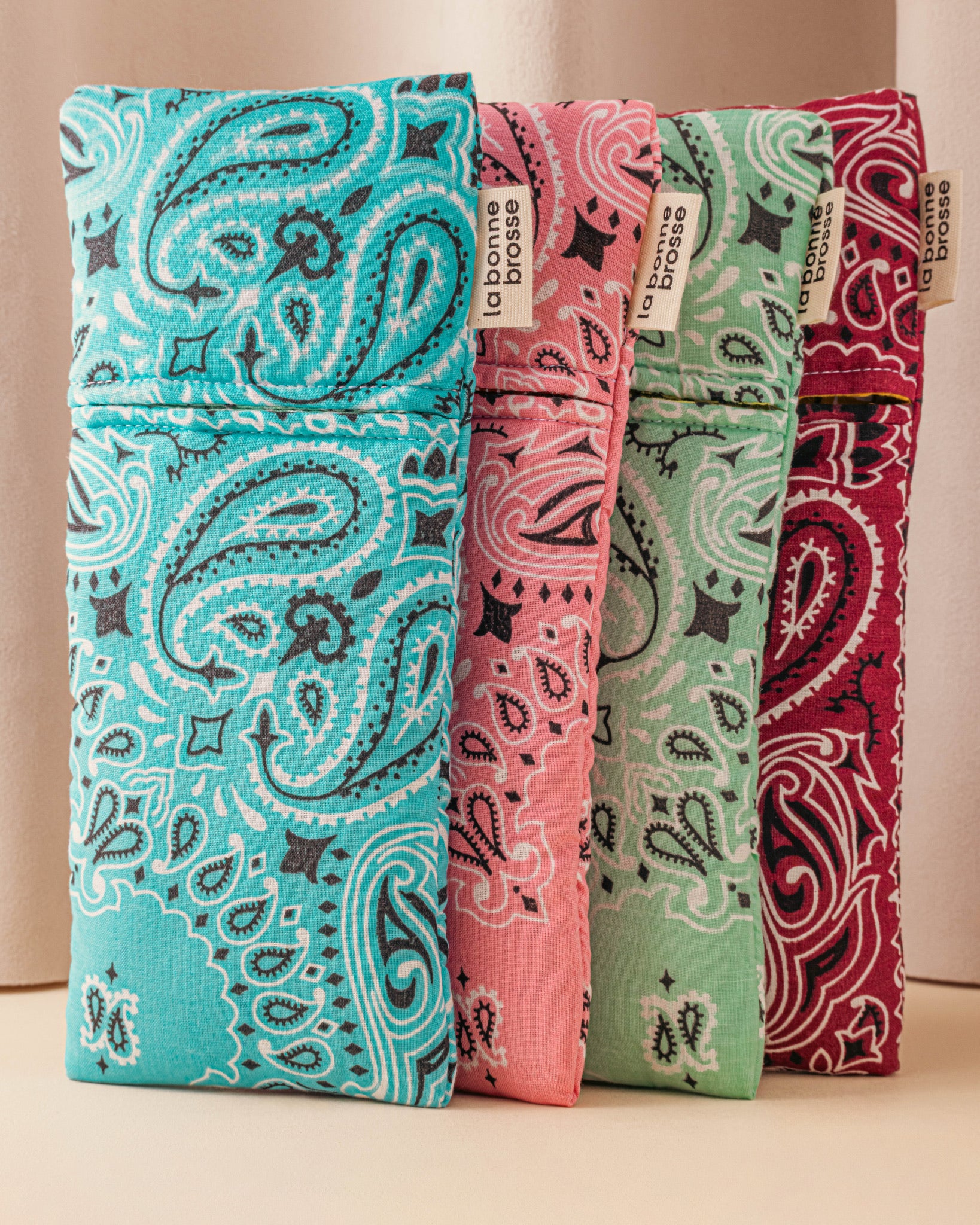 call-it-by-yourname-x-la-bonne-brosse-pochette-grande-brosse-coton-matelass-bleu image 4