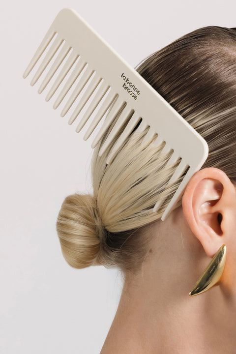 la-bonne-brosse-peigne-large-d-m-lant-en-ac-tate-blanc-cr-me-160x60x3-mm image 2
