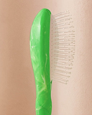 la-bonne-brosse-n-04-la-miracle-petite-brosse-d-m-lante-massante-roseanna-tie-dy image 3