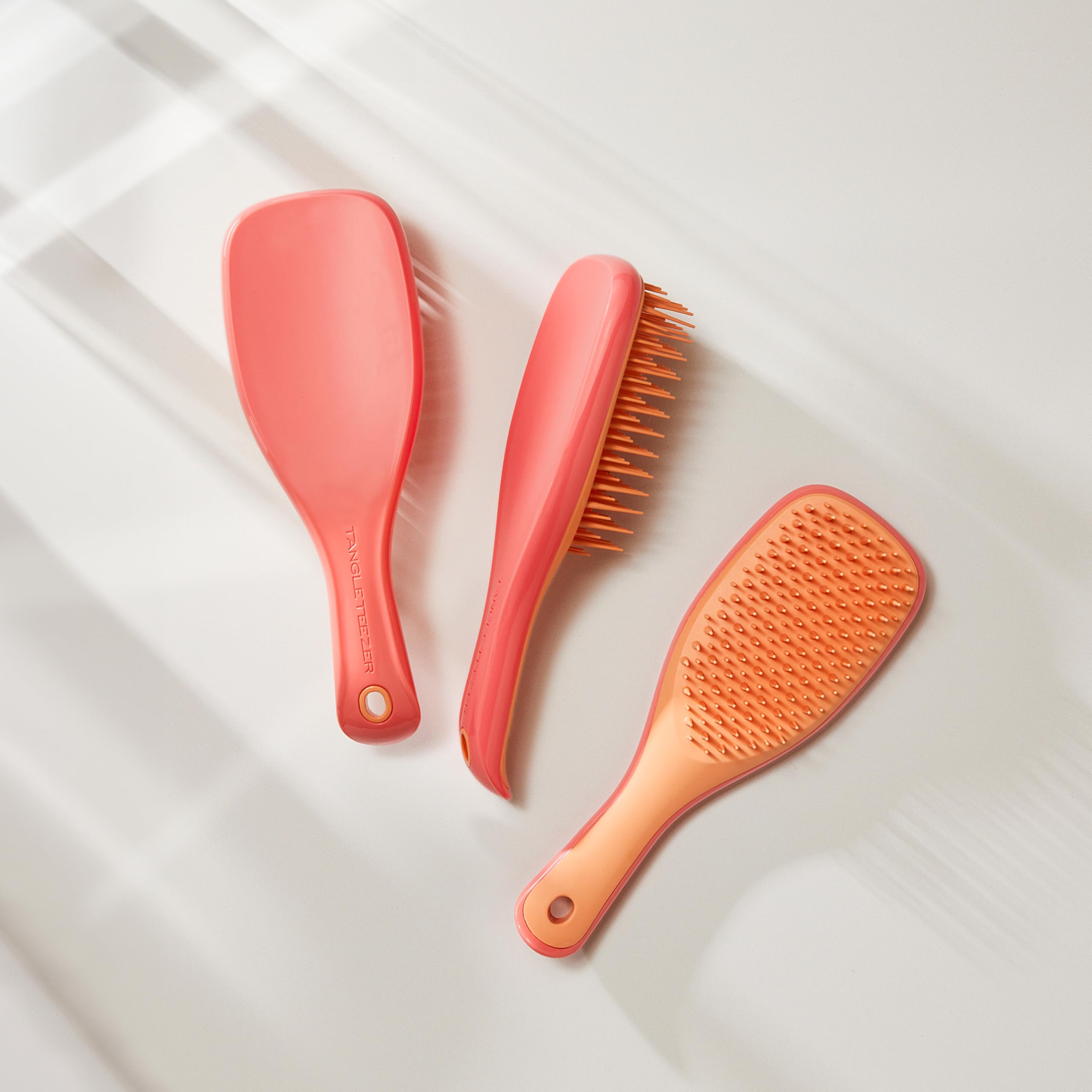 tangle-teezer-mini-ultimate-detangler-rose-saumon-et-abricot-brosse-d-m-lante-vo image 6
