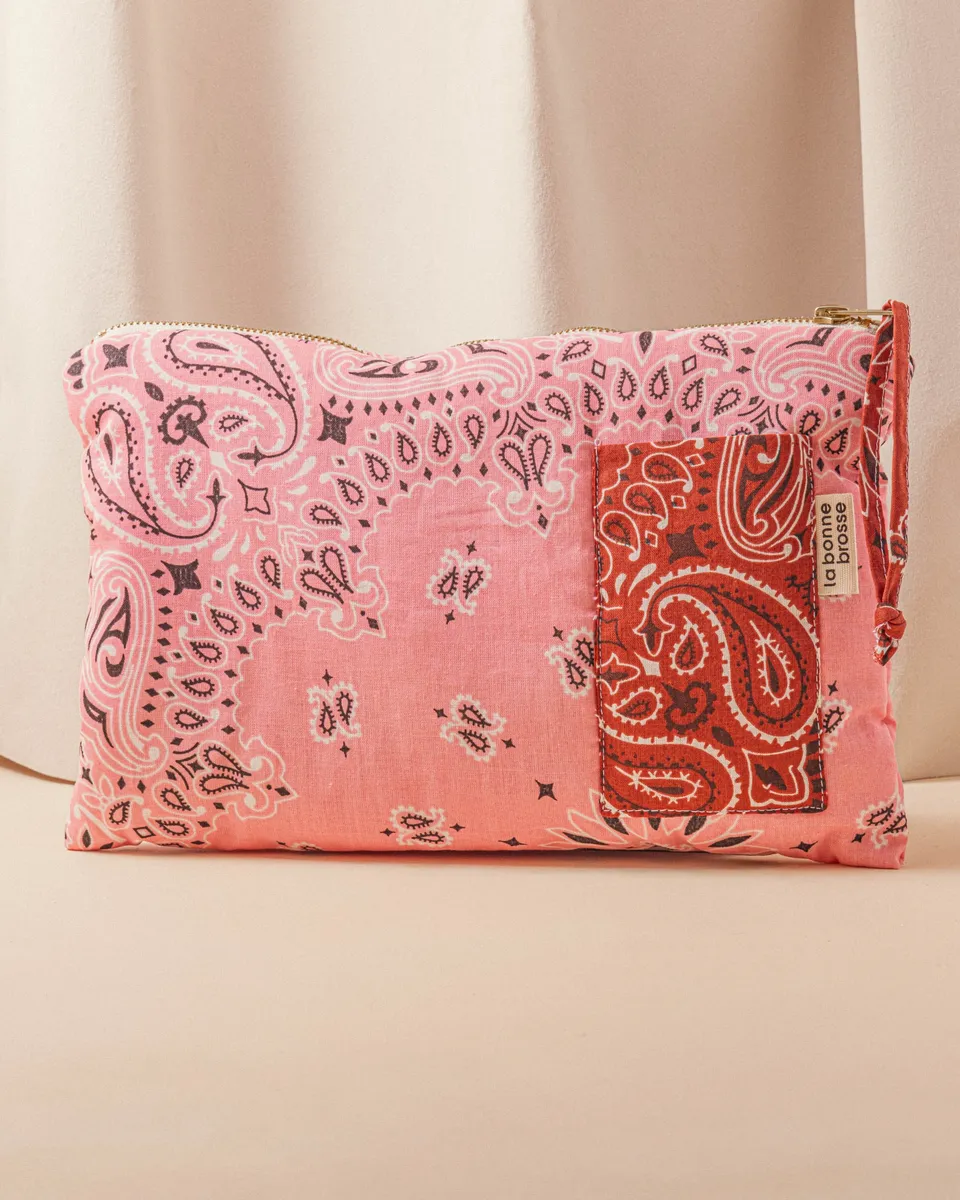 call-it-by-your-name-x-la-bonne-brosse-trousse-zipp-e-matelass-e image 1