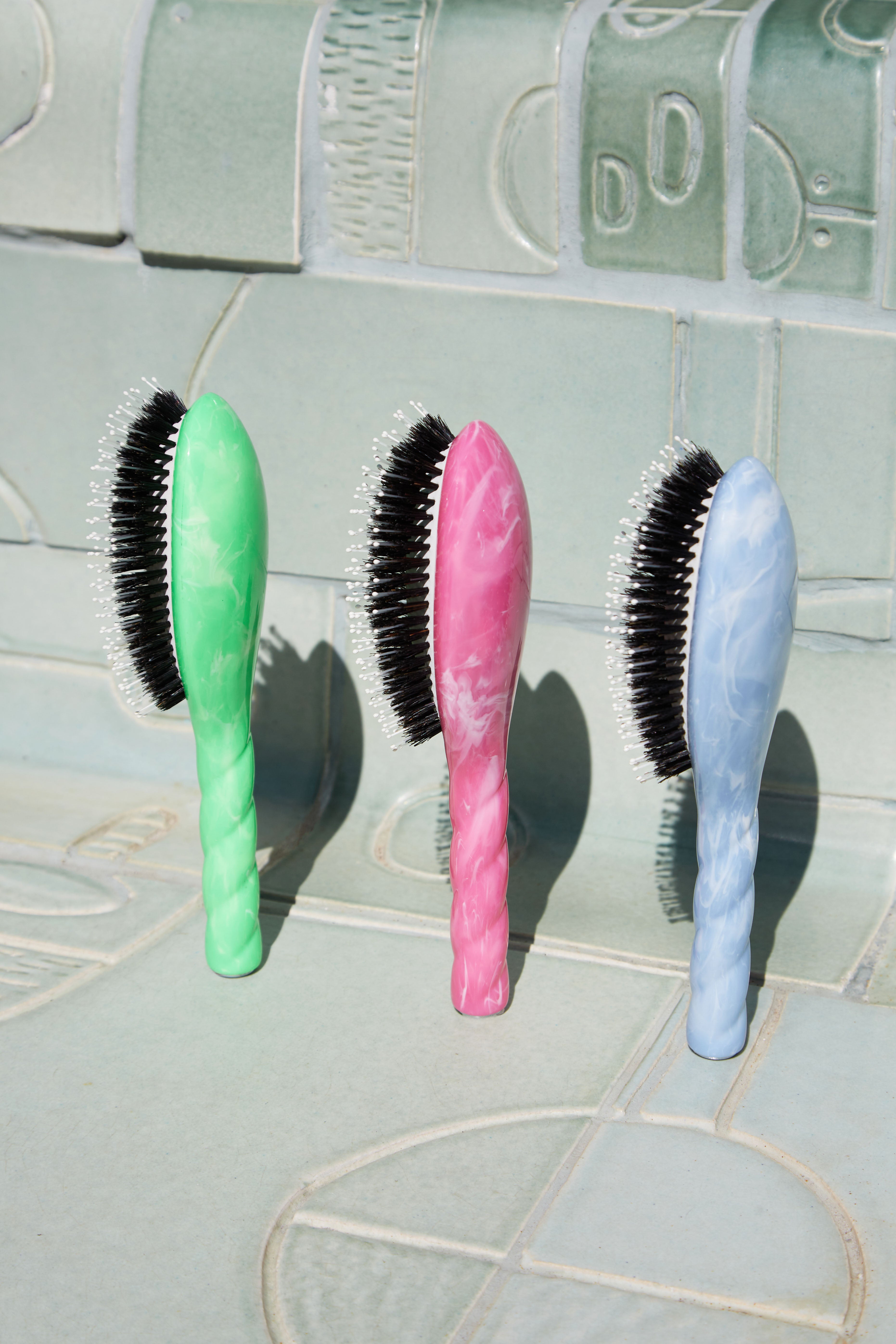 roseanna-x-la-bonne-brosse-n-01-la-petite-brosse-brillance-soin-l-universelle-ti-2 image 2