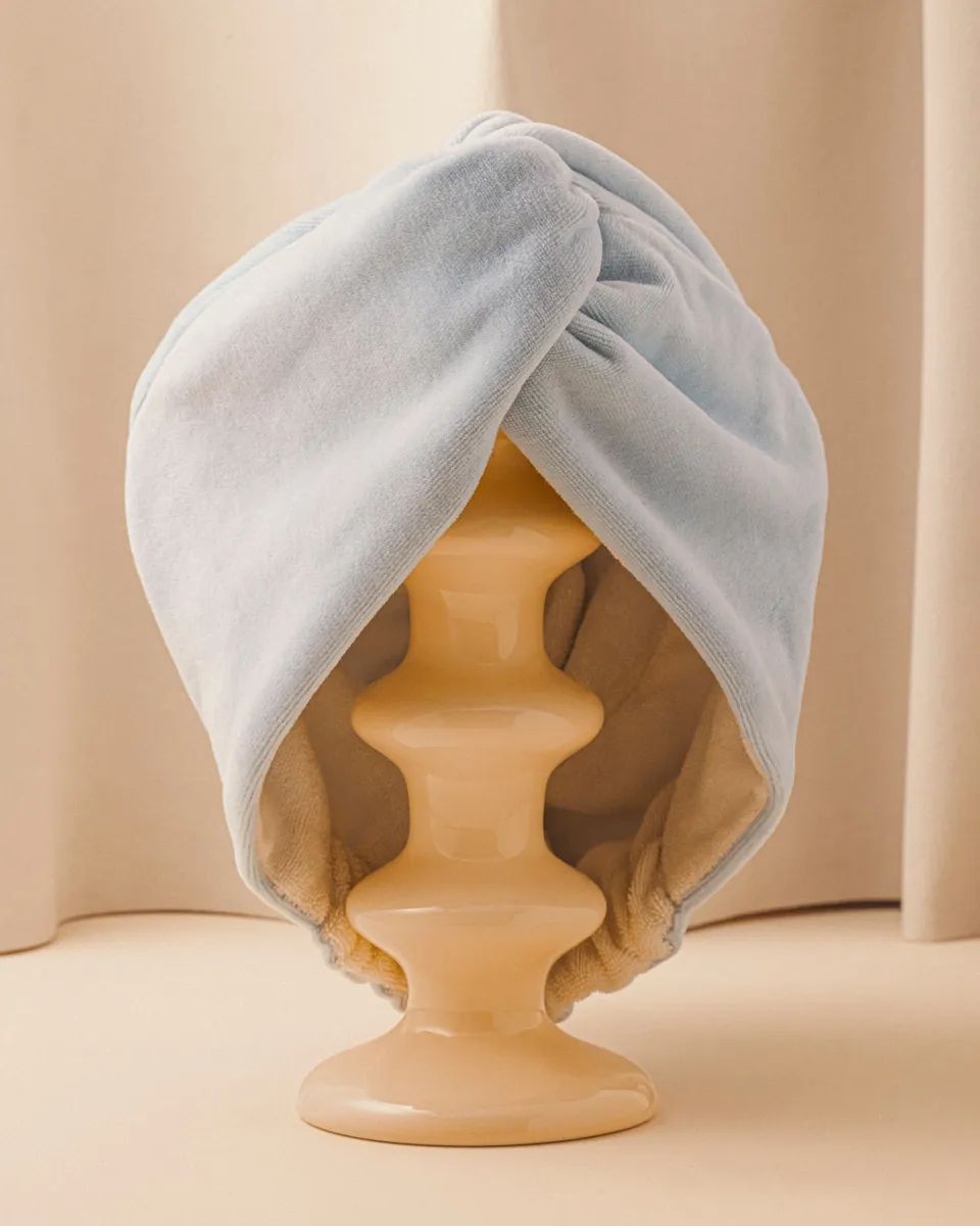 la-bonne-brosse-le-turban-turban-cheveux-velours-bio-bleu-lagon image 1